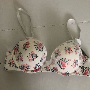 Laura Ashley Floral Pattern Bra 34B